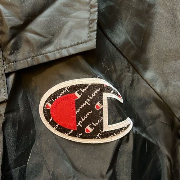 Champion jacket, women’s size large - Picture 5 of 8